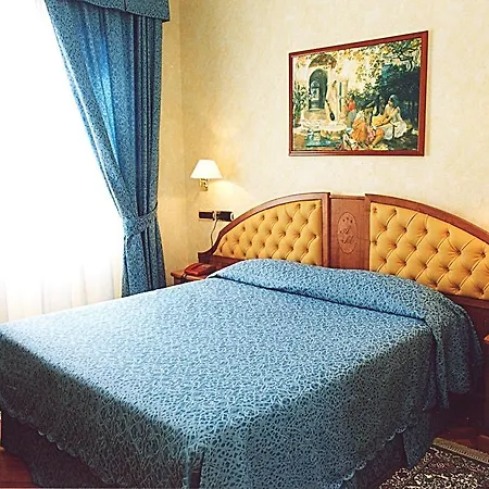 Antico Masetto 3* למפורקיו